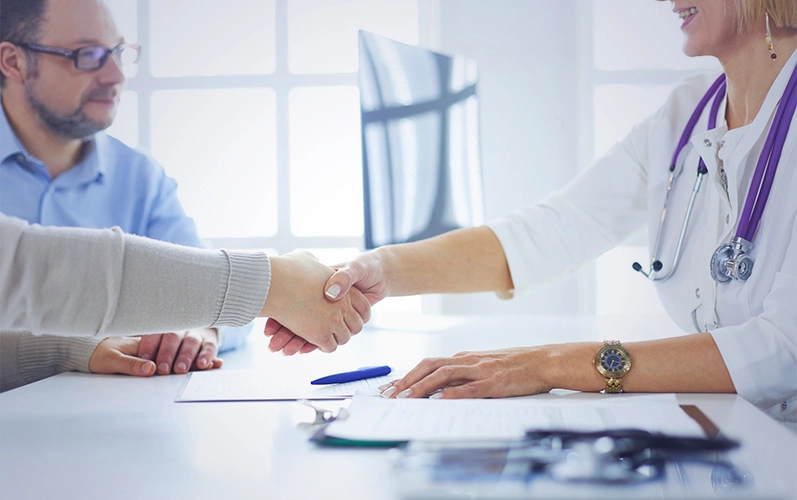 why-doctors-refer-patients-to-pain-clinics
